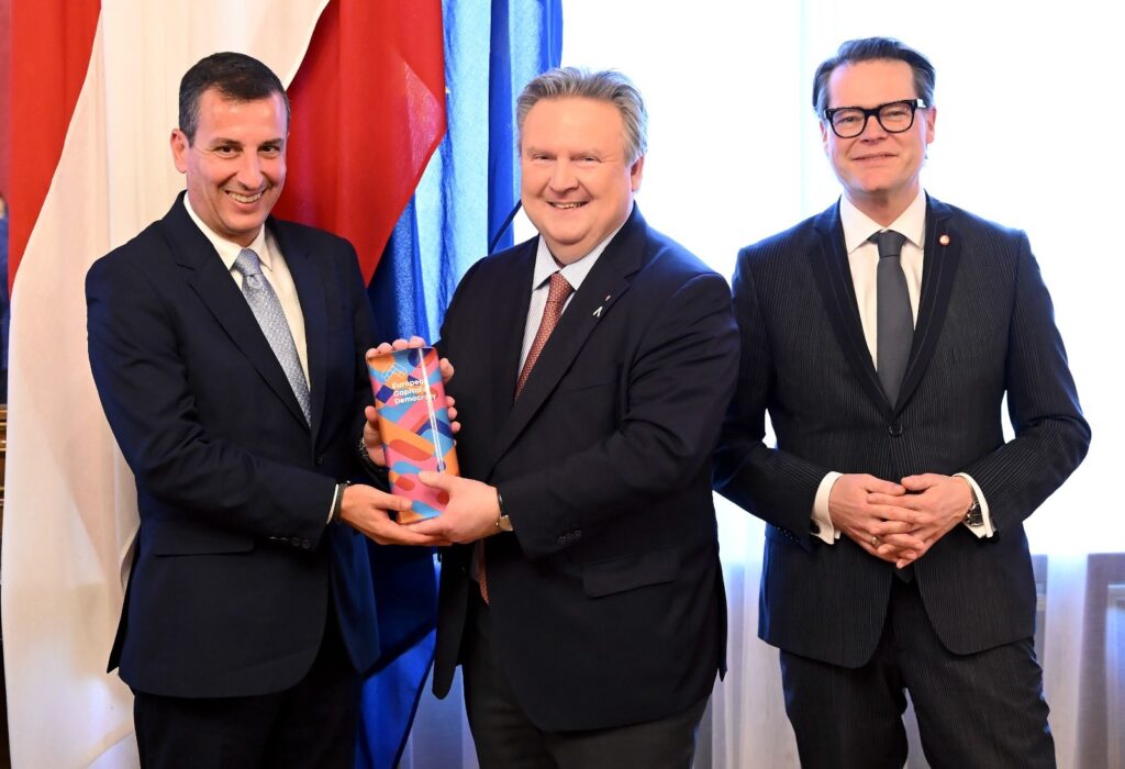 Viedeň odovzdáva demokratickú štafetu. Európskym centrom občianskej angažovanosti sa stáva portugalské Cascais