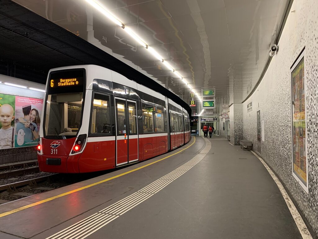 Rekonštrukcia pod Margaretengürtel dočasne prekreslí mapu električiek