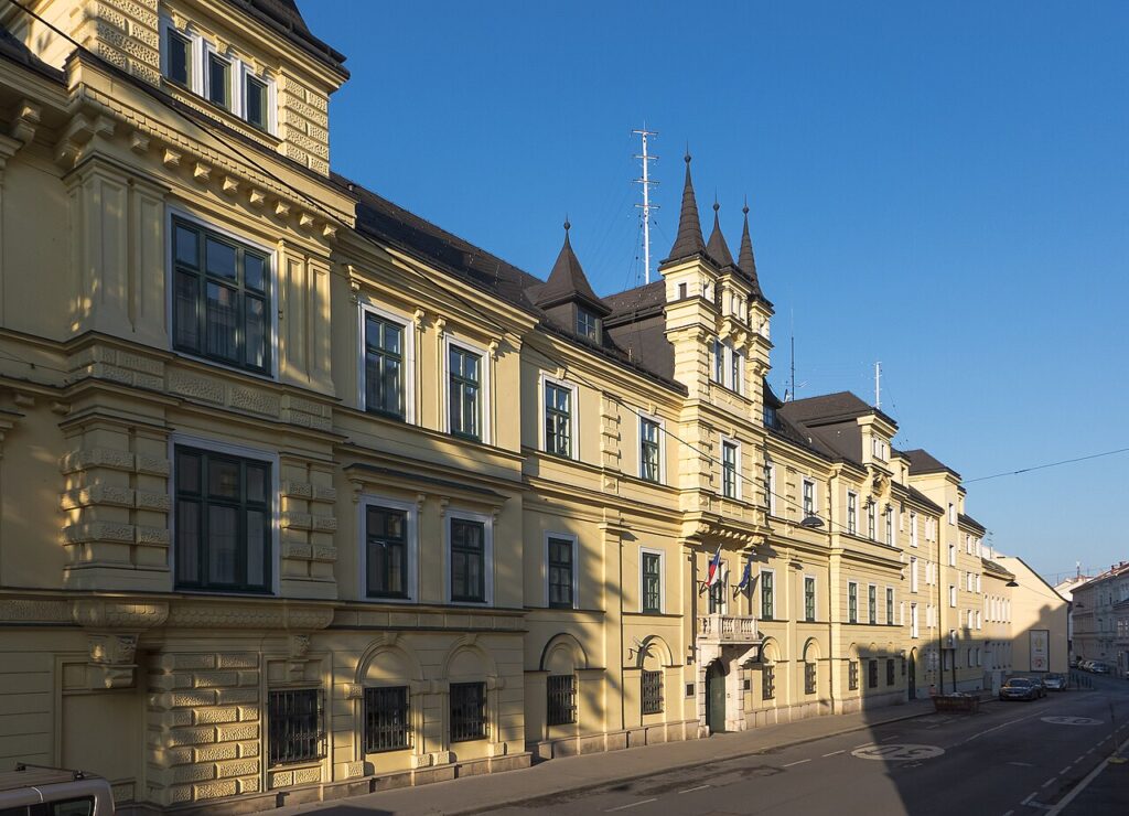 Palais Cumberland: Utajený luxus českého veľvyslanectva a škandalózne osudy kráľov