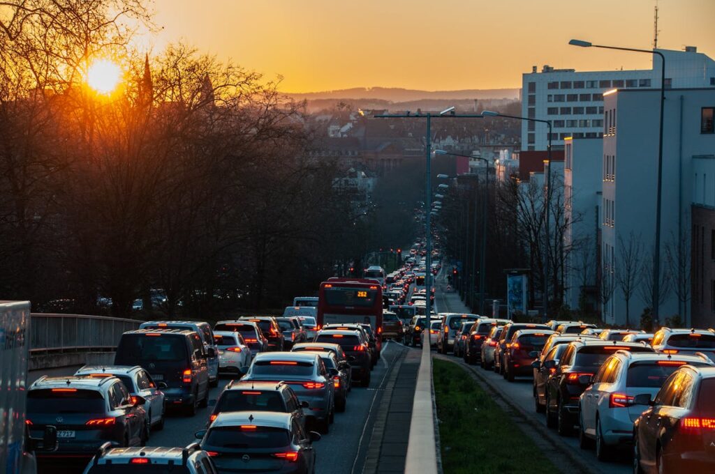 Auto Moto: Eurovízia, maratón a predĺžený víkend vyženú na cesty tisíce áut