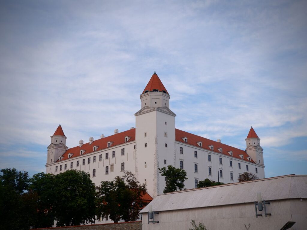 Keď ulice prehovoria rečou histórie: Bratislava sa opäť premení na kráľovstvo