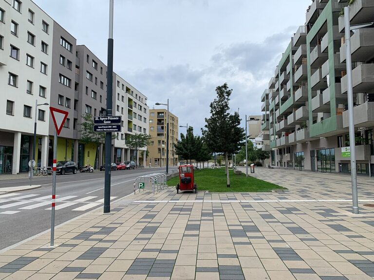 Seestadt street